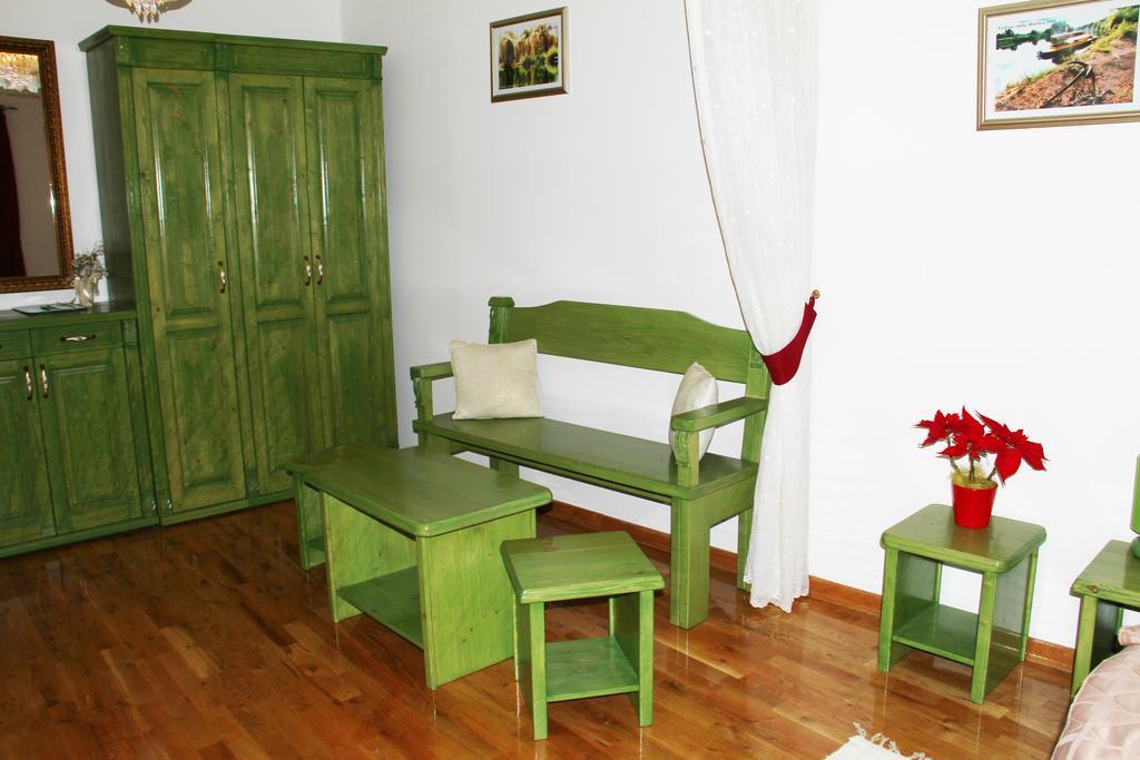 Rooms Su Su Karlovac Rum bild