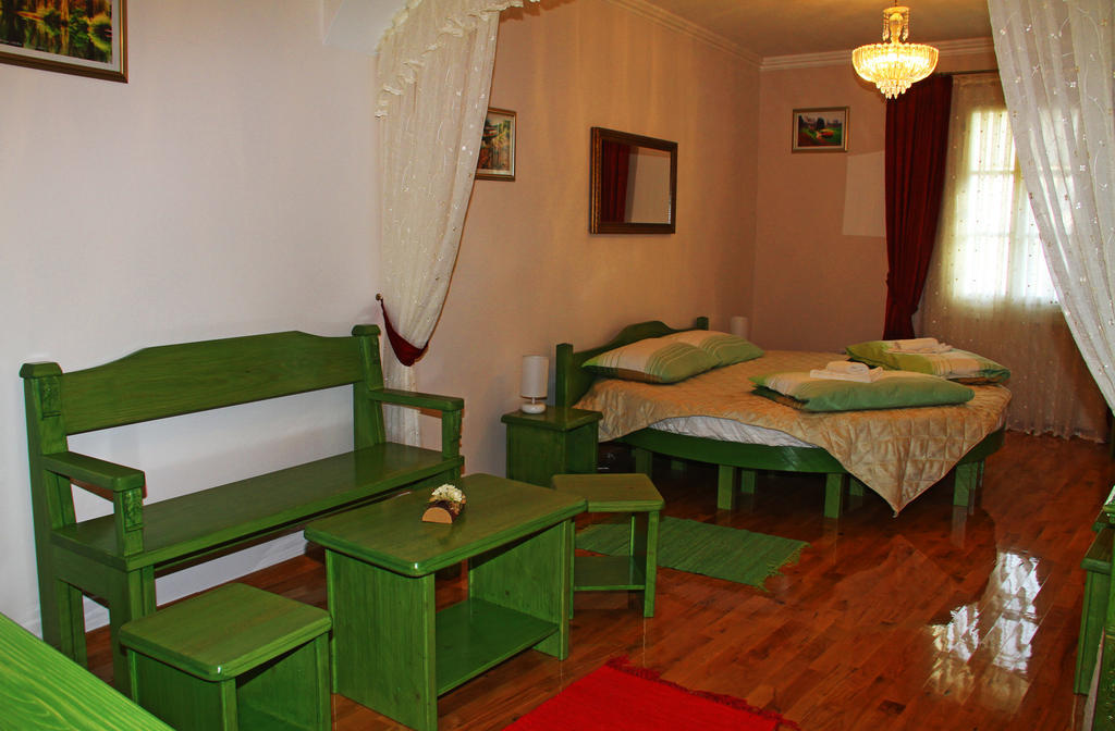 Rooms Su Su Karlovac Exteriör bild