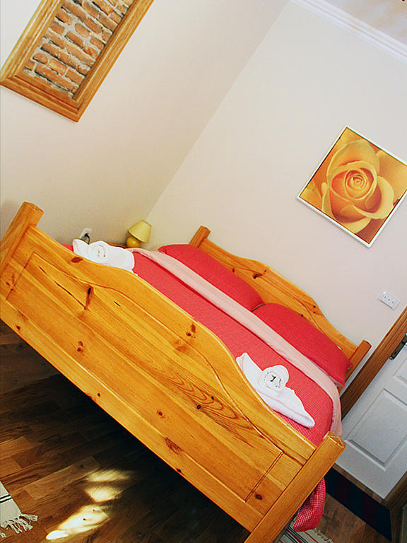 Rooms Su Su Karlovac Rum bild